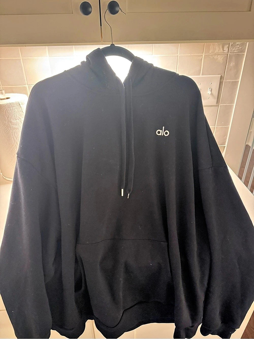Alo Black Pullover Hoodie Size XL Like New